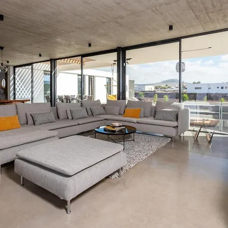 Ventura Villa *